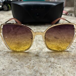 DIFF Donna III Oversized Sunglasses